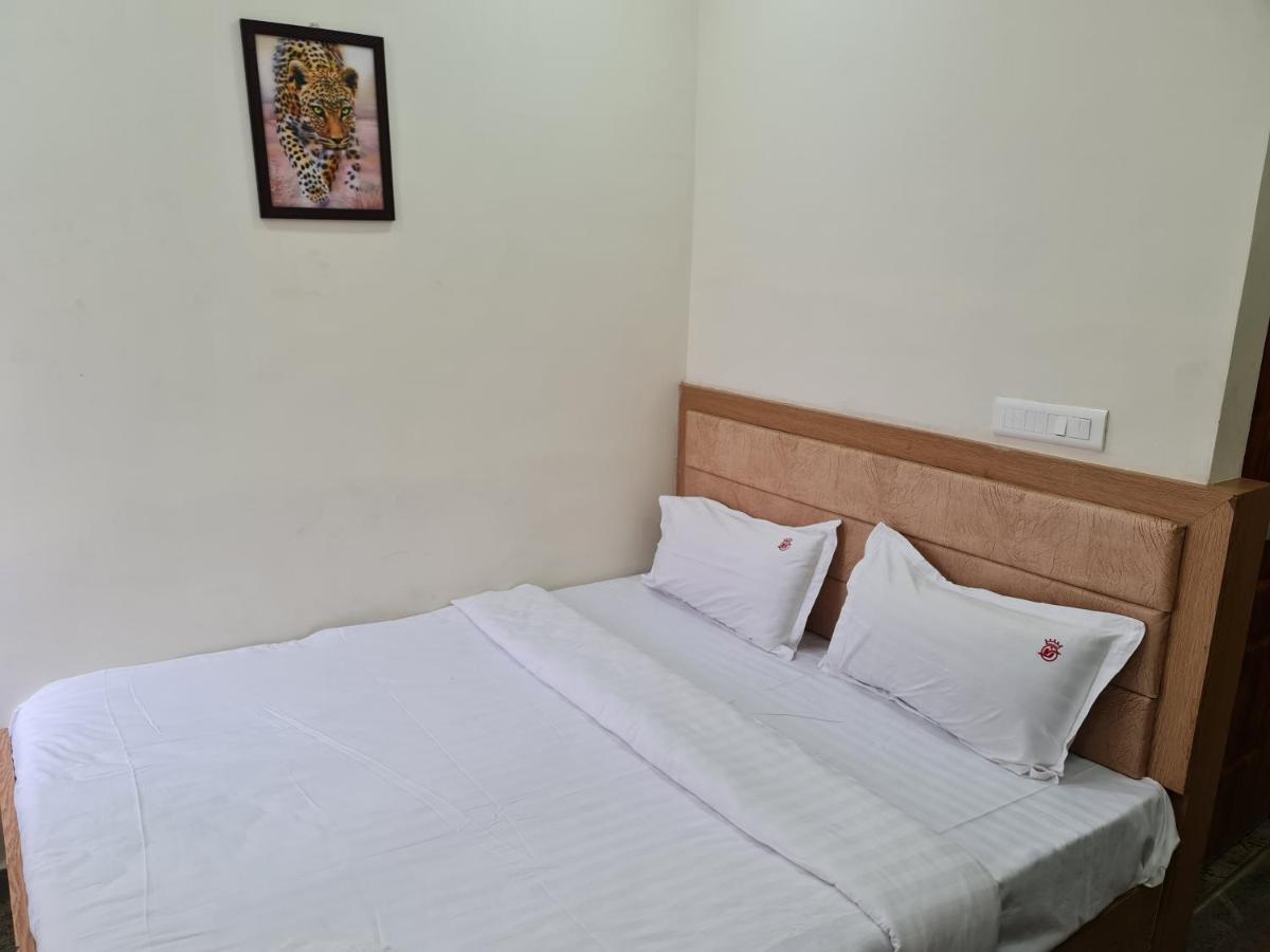 Vijay Shree Inn ฮอร์นีเบ็ชวา ภายนอก รูปภาพ