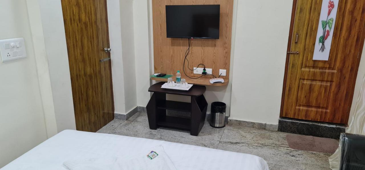 Vijay Shree Inn ฮอร์นีเบ็ชวา ภายนอก รูปภาพ
