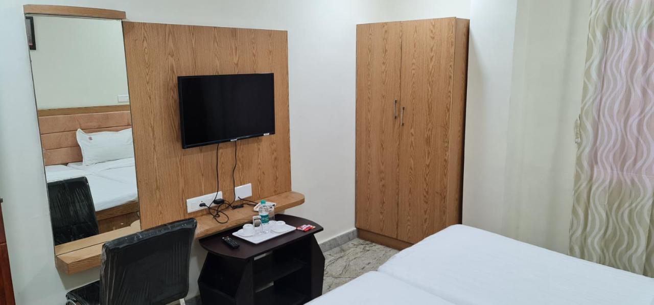 Vijay Shree Inn ฮอร์นีเบ็ชวา ภายนอก รูปภาพ